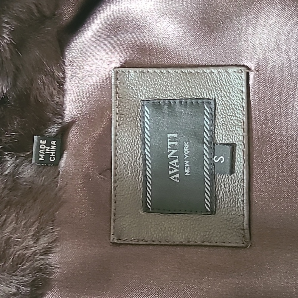 Avanti Rabbit Fur Coat - Picture 3 of 10